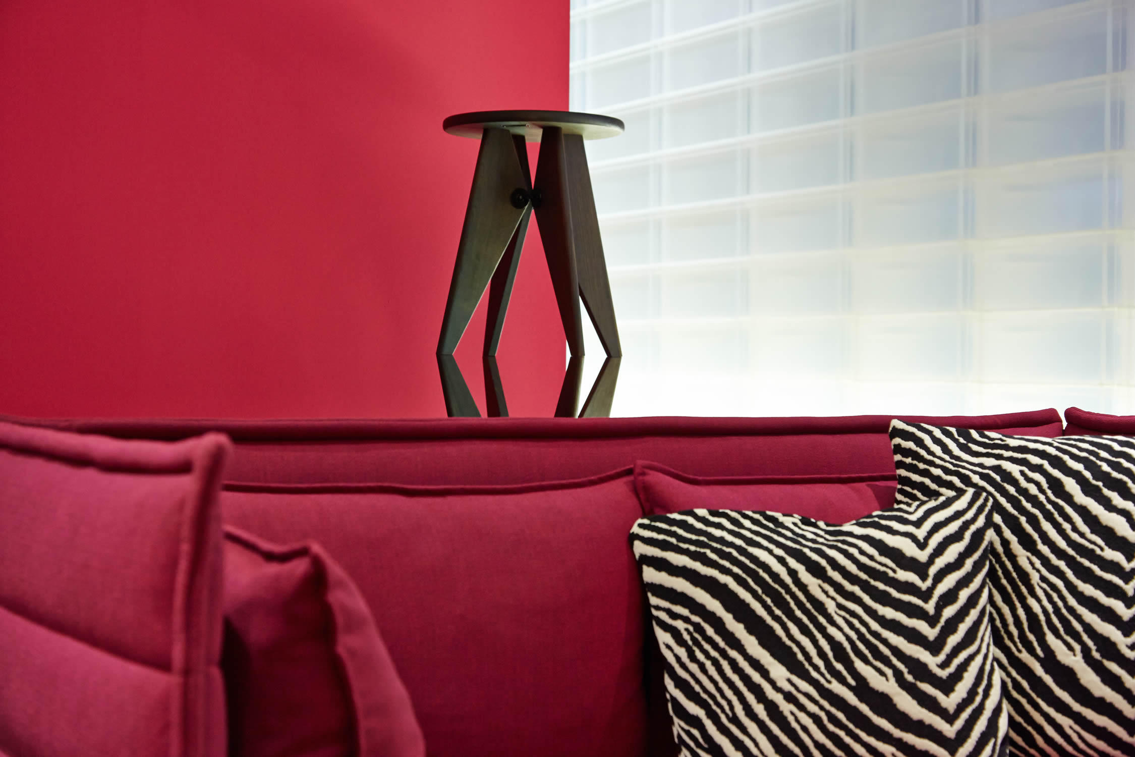 开云（中国） - 坐具|吧椅/凳子|办公家具|设计师家具|苏威小凳子/边几